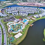 Sweet Suite Sleeps 6 Storey Lake By Shine Villas Apts