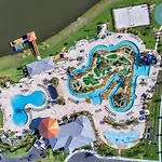 Sweet Suite Sleeps 6 Storey Lake By Shine Villas Apts