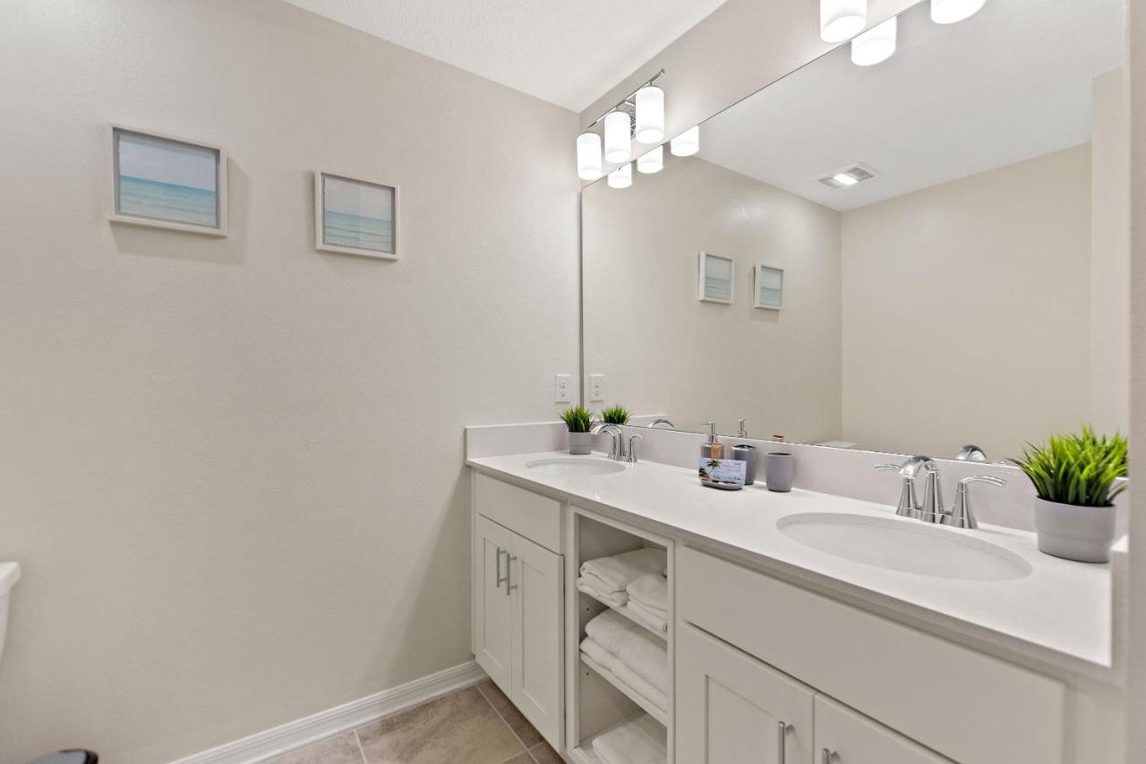 Sweet Sleeps 6 Storey By Shine Apts Apartment Kissimmee