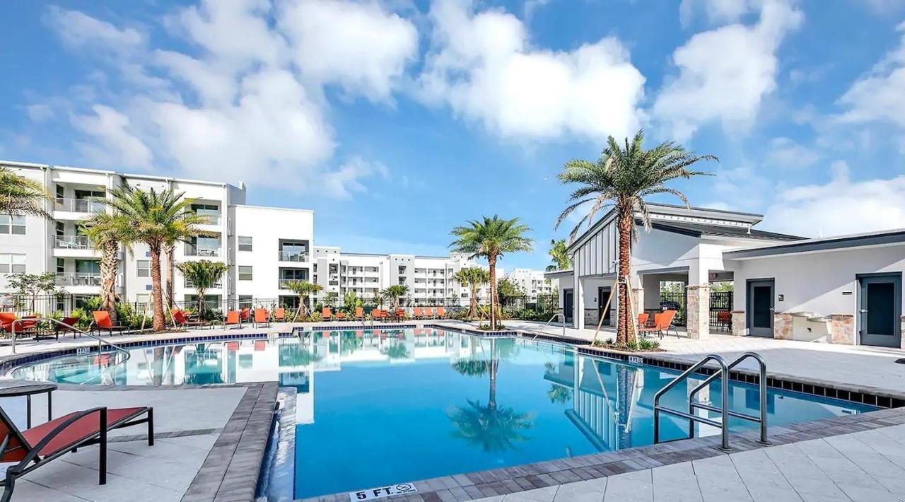 Sweet Sleeps 6 Storey By Shine Apts Kissimmee